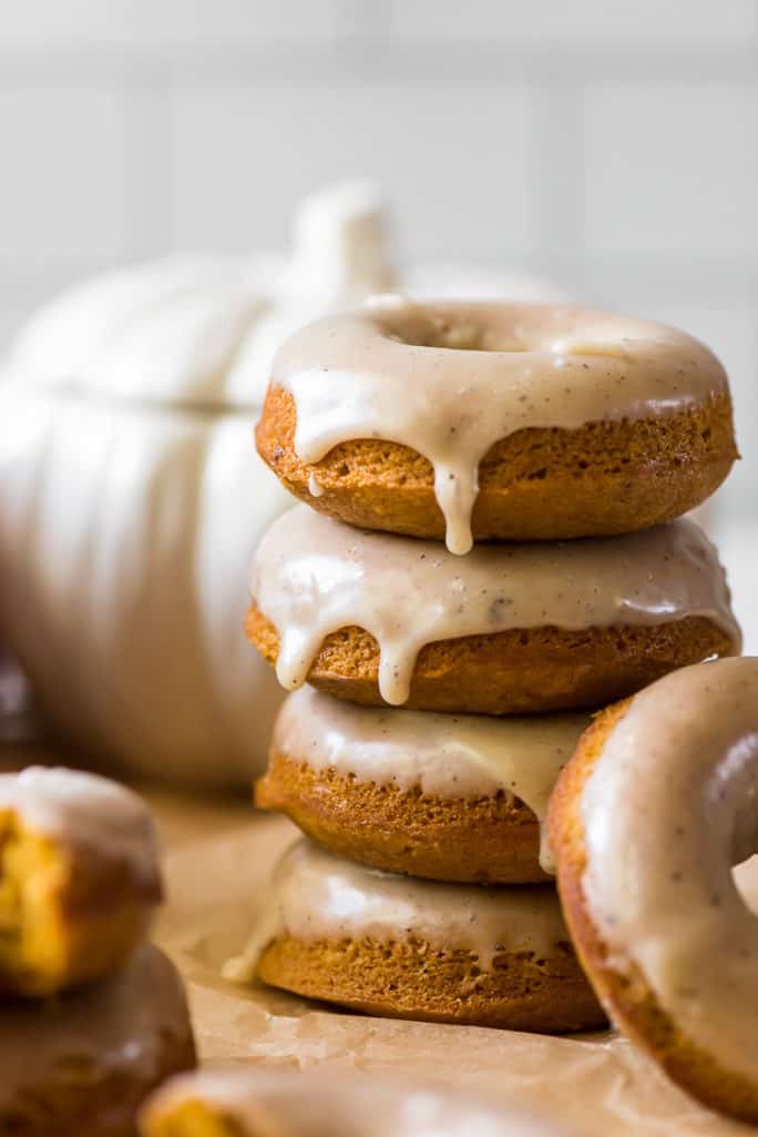 Pumpkin Spice Cake Donuts